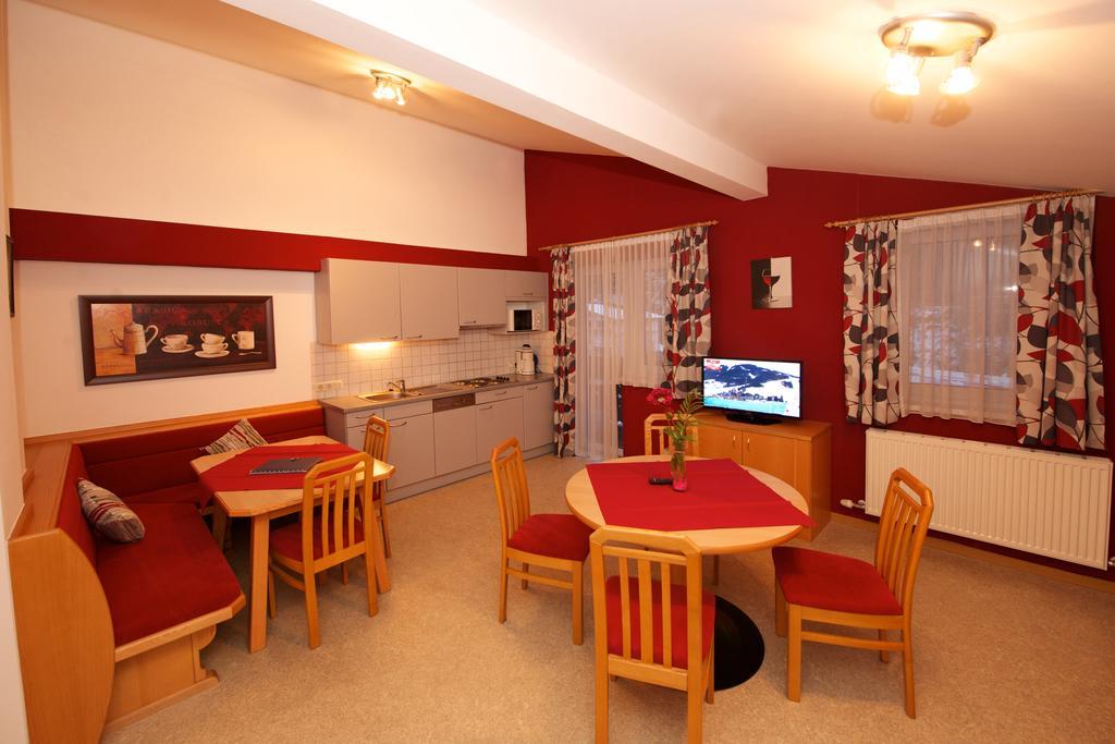 Glemmy Appartements Inkl Sommercard Viehhofen Habitación foto